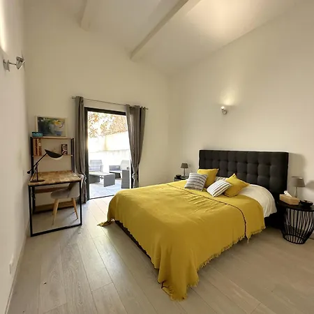 La Vigie, Pour 8 Personnes Avec Piscine Chauffee Et Vue A *