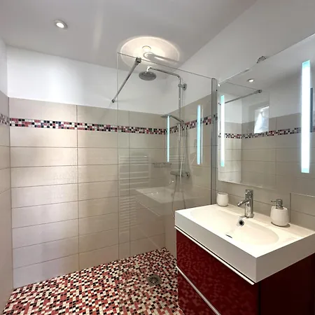 La Vigie, Pour 8 Personnes Avec Piscine Chauffee Et Vue A 拉隆德莱丝莫里斯