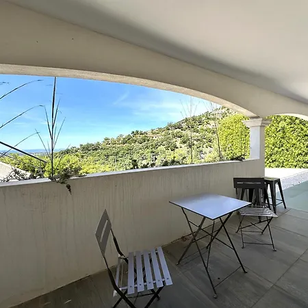La Vigie, Pour 8 Personnes Avec Piscine Chauffee Et Vue A 别墅 *