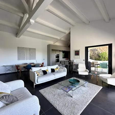 La Vigie, Pour 8 Personnes Avec Piscine Chauffee Et Vue A 拉隆德莱丝莫里斯